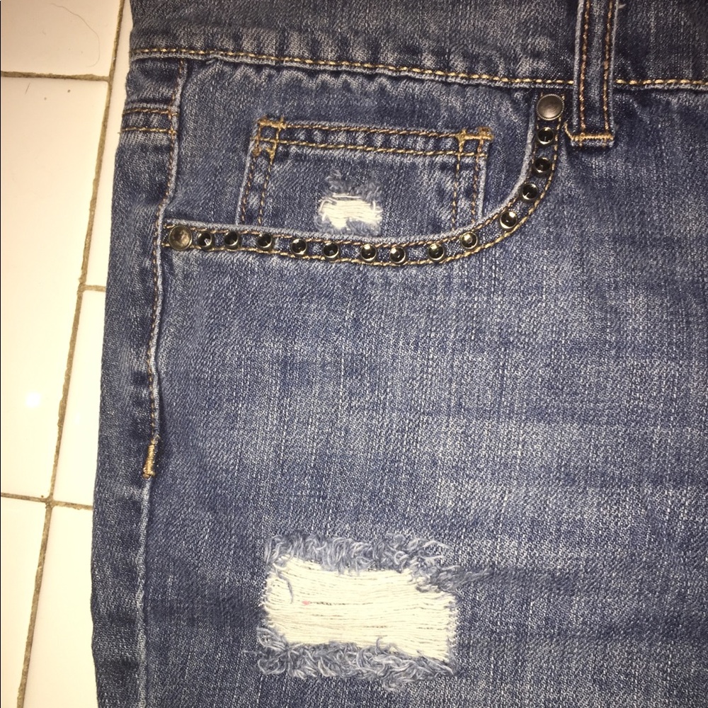 Jessica Simpson Jeans - Picture 3 of 7